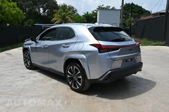 2023 Lexus UX 250h Premium - miniatura 3