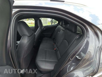 2023 Lexus UX 250h Premium – miniatura 13