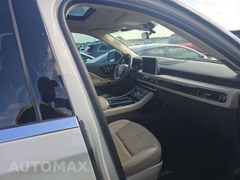 2023 Lincoln Aviator Plug-In Hybrid Grand Touring - miniatura 8