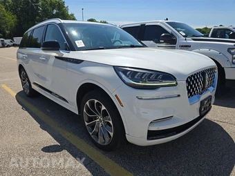 2023 Lincoln Aviator Plug-In Hybrid Grand Touring - miniatura 3