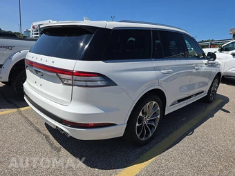 2023 Lincoln Aviator Plug-In Hybrid Grand Touring - miniatura 4
