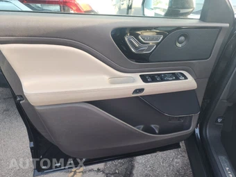 2023 Lincoln Aviator Reserve – miniatura 9