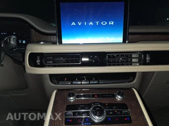2023 Lincoln Aviator Reserve – miniatura 11