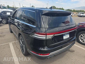 2023 Lincoln Aviator Reserve – miniatura 2