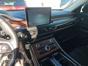 2023 Lincoln Aviator Reserve – miniatura 11