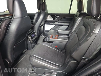 2023 Lincoln Aviator Reserve – miniatura 13
