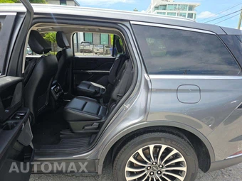 2023 Lincoln Aviator Standard – miniatura 10