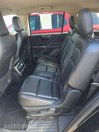 2023 Lincoln Aviator Standard – miniatura 13