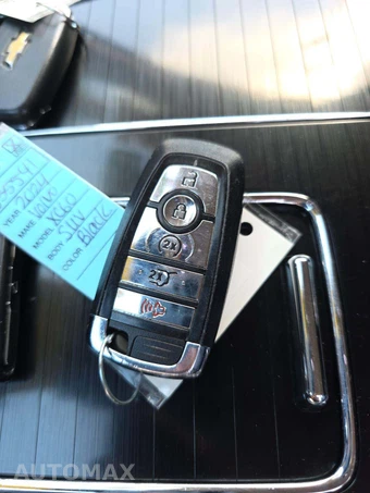 2023 Lincoln Aviator Standard – miniatura 8