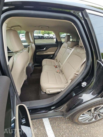 2023 Lincoln Corsair Reserve - miniatura 10