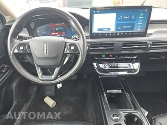 2023 Lincoln Corsair Standard – miniatura 11