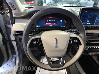 2023 Lincoln Corsair Standard - miniatura 10