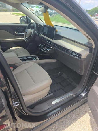 2023 Lincoln Corsair Standard – miniatura 18
