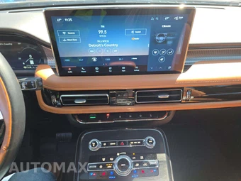 2023 Lincoln Nautilus Black Label – miniatura 10