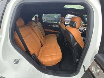 2023 Lincoln Nautilus Black Label – miniatura 13