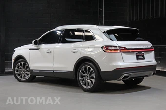 2023 Lincoln Nautilus Reserve – miniatura 12
