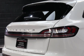 2023 Lincoln Nautilus Reserve – miniatura 15