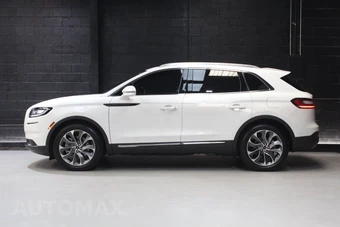 2023 Lincoln Nautilus Reserve – miniatura 3