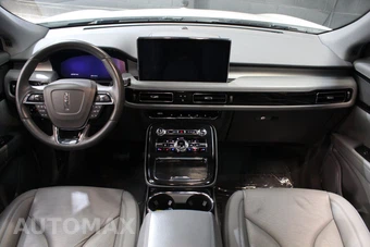 2023 Lincoln Nautilus Reserve – miniatura 30