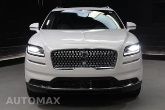 2023 Lincoln Nautilus Reserve – miniatura 7