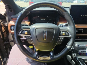 2023 Lincoln Nautilus Reserve - miniatura 10