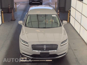 2023 Lincoln Nautilus Standard – miniatura 2