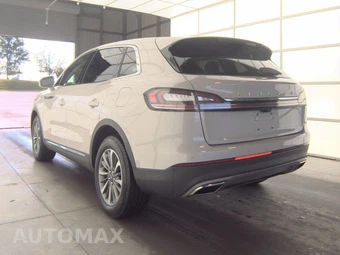 2023 Lincoln Nautilus Standard – miniatura 6