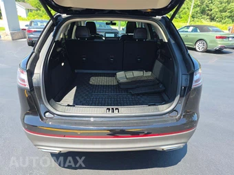 2023 Lincoln Nautilus Standard – miniatura 11