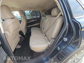 2023 Lincoln Nautilus Standard – miniatura 10