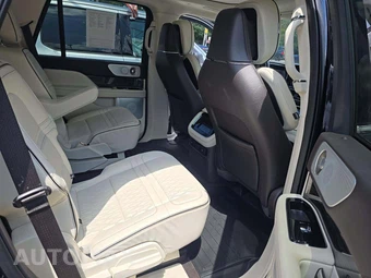 2023 Lincoln Navigator Black Label - miniatura 17