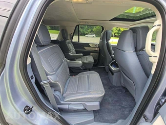 2023 Lincoln Navigator Black Label - miniatura 17