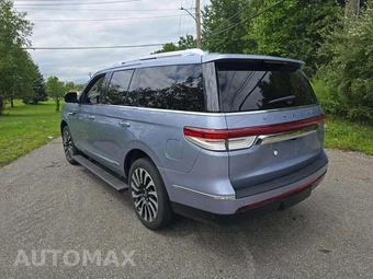 2023 Lincoln Navigator Black Label - miniatura 2