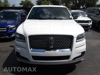 2023 Lincoln Navigator L Reserve – miniatura 4