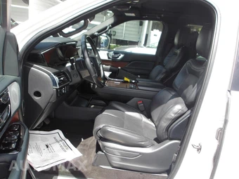 2023 Lincoln Navigator L Reserve – miniatura 6