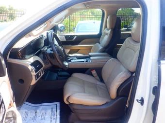 2023 Lincoln Navigator L Reserve – miniatura 6