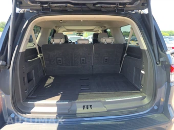 2023 Lincoln Navigator L Reserve – miniatura 17