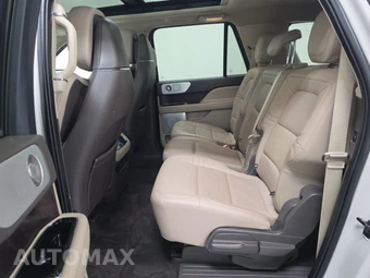 2023 Lincoln Navigator L Reserve - miniatura 13
