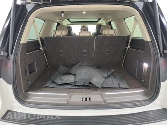 2023 Lincoln Navigator L Reserve - miniatura 17