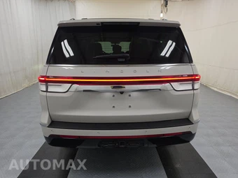2023 Lincoln Navigator L Reserve - miniatura 5