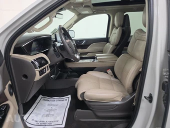 2023 Lincoln Navigator L Reserve - miniatura 7