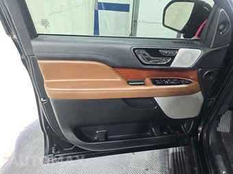 2023 Lincoln Navigator L Reserve - miniatura 9