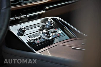 2023 Lincoln Navigator Reserve - miniatura 19