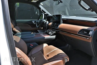 2023 Lincoln Navigator Reserve - miniatura 22