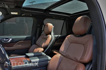 2023 Lincoln Navigator Reserve - miniatura 25