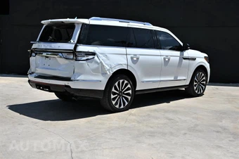 2023 Lincoln Navigator Reserve - miniatura 6
