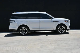 2023 Lincoln Navigator Reserve - miniatura 7