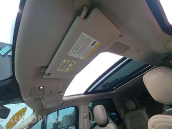 2023 Lincoln Navigator Reserve – miniatura 11
