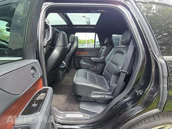 2023 Lincoln Navigator Reserve - miniatura 13