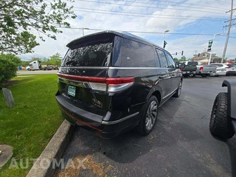 2023 Lincoln Navigator Reserve - miniatura 3