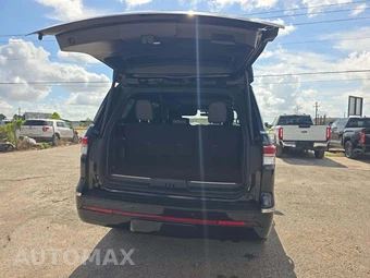 2023 Lincoln Navigator Reserve - miniatura 12